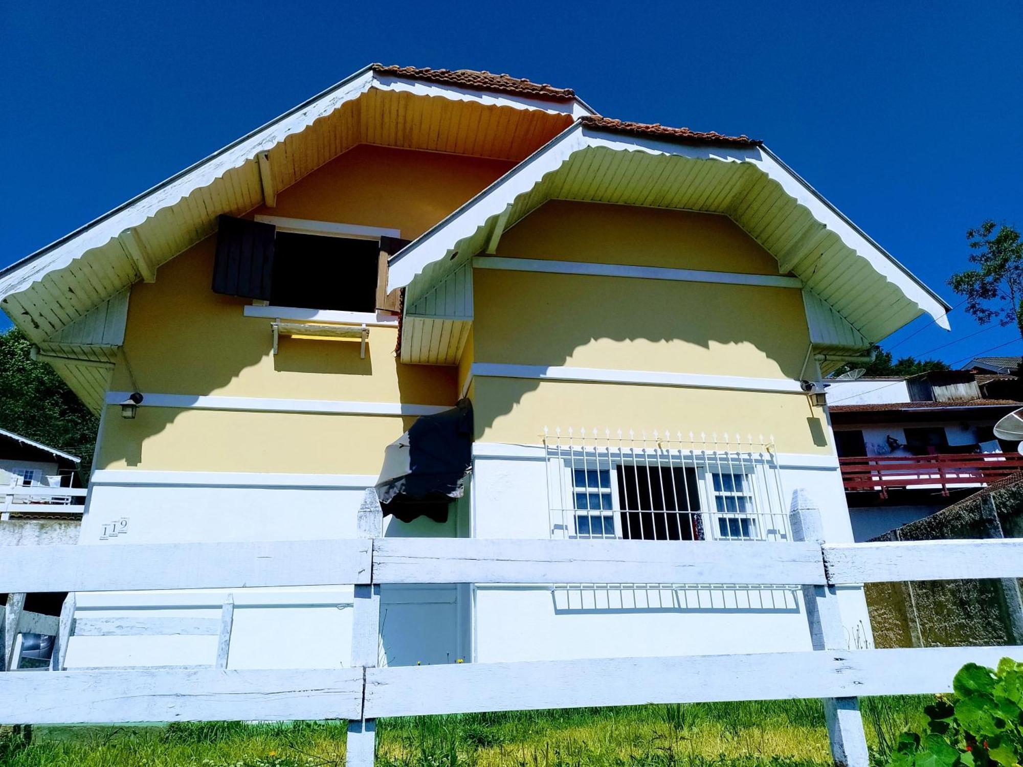 Ferienwohnung Quartos Para Hospedagem Da Casa Amarela Campos do Jordão Exterior foto
